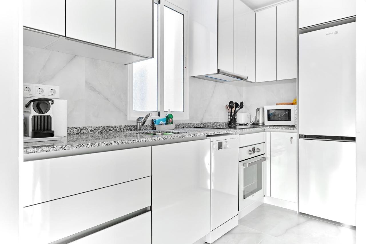 Lovely Sunny Apartment With Shared Pool And Private Parking Torrevieja Dış mekan fotoğraf
